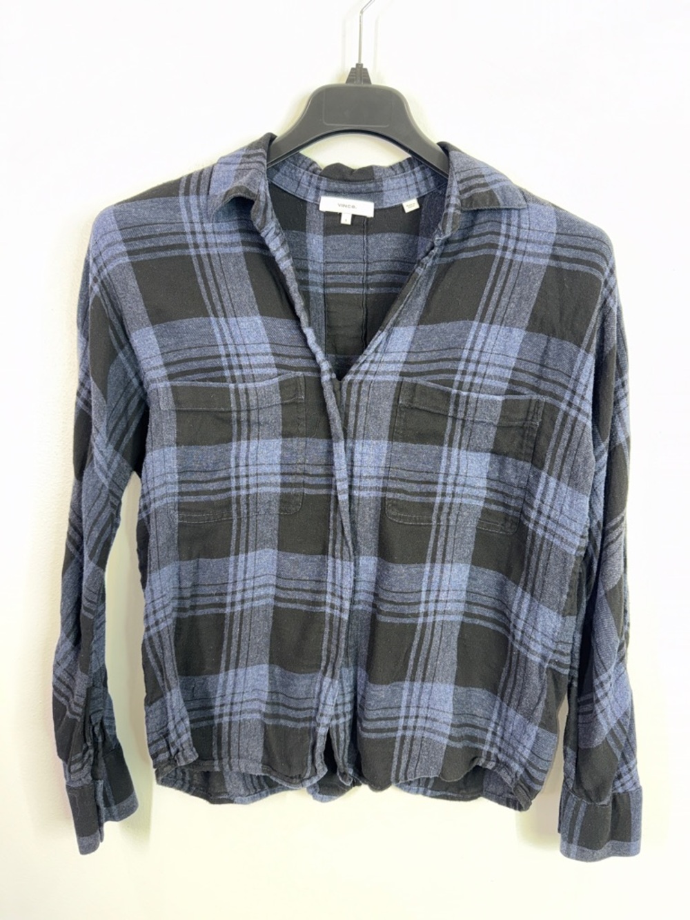 Vince navy black plaid pullover long sleeve top size small - Picture 2 of 6